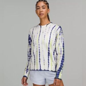 EUC Lululemon Athletica Tie Dye Crewneck Sweater Size 8